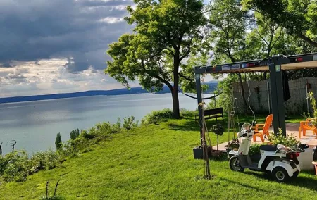 Lake Balaton tour, relaxing at our private panorama garden