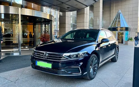 Private Transfer between Budapest and Vienna (Airport or city center)