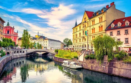 Private Budapest-Ljubljana Transfer with a luxury van