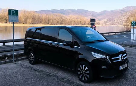 Private Transfer from Budapest Airport to Bratislava