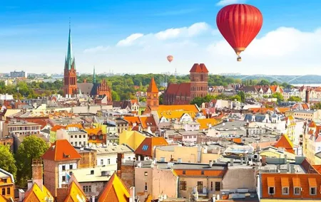 Torun Old Town Highlights Private Walking Tour