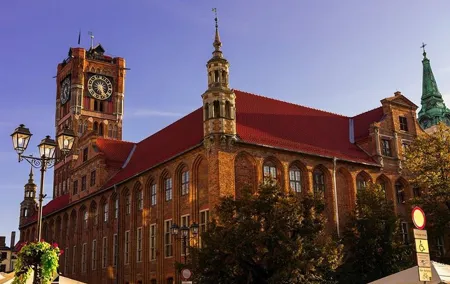 Walking Tour of the medieval Toruń