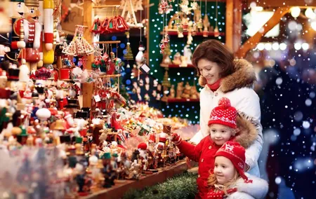Torun Christmas Markets and Lights Private Tour