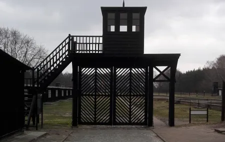 Stutthof Concentration Camp English Tour with Gdansk Hotel pickup
