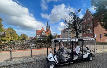 Gdansk: 2H City Sightseeing Tour LIVE GUIDED by Buggy/Golf cart