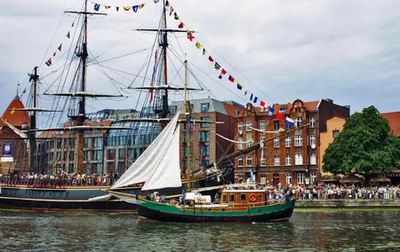 Discover Gorgeous Gdansk: Self-Guided Audio Tour