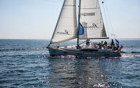 Sopot Yacht Cruise Around the Bay with Welcome Drink