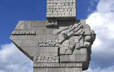 Private WW2 Tour of Westerplatte,Gdansk and Stutthof Including Lunch