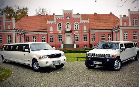 Hummer Limousine transfer airport Gdańsk to city centre 18pax