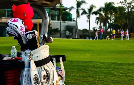 Transfer to Sierra Golf Club - active recreation