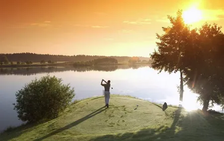 Private transfer from Airport Gdansk to Postołowo Golf Club
