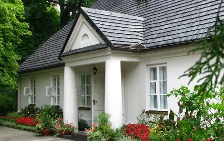 Frederic Chopin and Masovian Country Small Group Tour from Lodz with Lunch