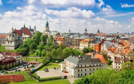 Transport between Warsaw and Lublin/Kazimierz(One way/Round trip/Chauffeur hire)