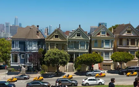 4-Hour Painted Ladies and Haight-Ashbury GoCar Tour