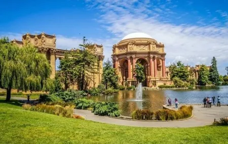 San Francisco Downtown Private Walking Tour with a Guide