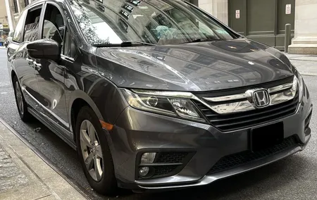 Private Airport Transfer: SFO ⇄ San Francisco Downtown