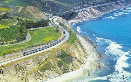 8-Day Tour from SF: Seattle Amtrak Coast Starlight Redwood