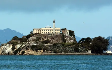 Official Alcatraz Tour and Golden Gate Bridge Bike Ride