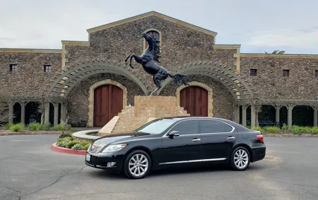 Custom 6-Hour Napa Valley Wine Tour in a Luxury Vehicle