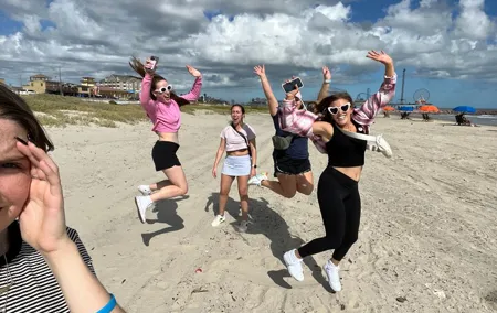 Half Moon Bay Hustle Scavenger Hunt