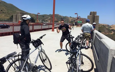 Golden Gate Bridge Bike Rental (Includes Free Helmet & Lock)