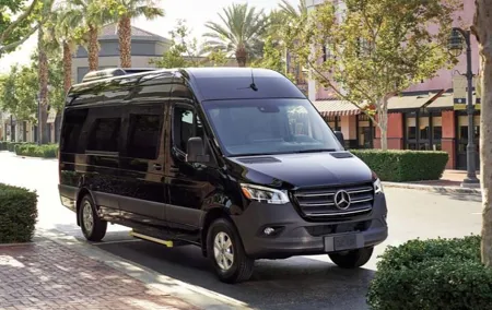 Departure by Minibus from Oakland City to Oakland Airport OAK
