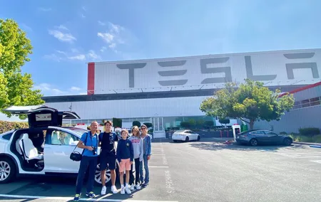 Silicon Valley Private Tour by Luxury Tesla from San Francisco