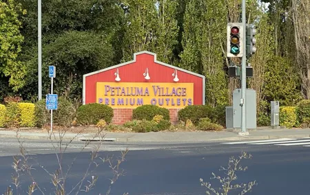 Private Shopping Tour from San Francisco to Petaluma Outlets