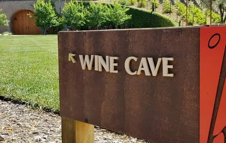 Sonoma Valley Wine Tasting Private Tour (6-Hour minimum)
