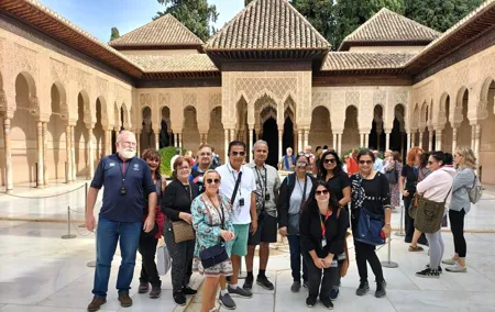 Alhambra Day Trip with Optional Nasrid Palaces from Malaga