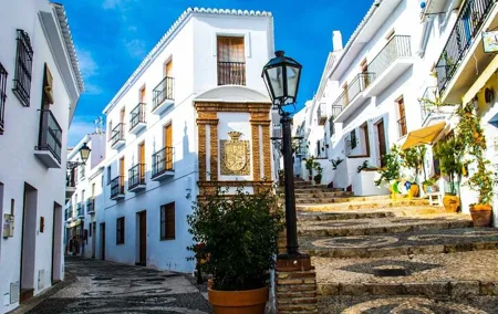 Excursion to Nerja & Frigiliana.