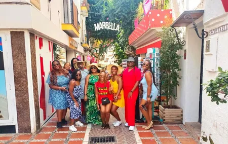 From Malaga: Private tour in Marbella with hotel or shore pickup