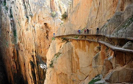 Caminito del Rey Small Group Tour from Malaga with Picnic