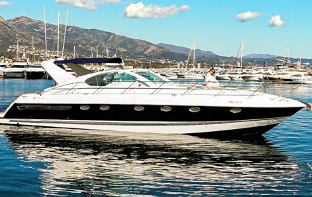 Fairline Targa 48 GT Yacht Tour in Puerto Banus