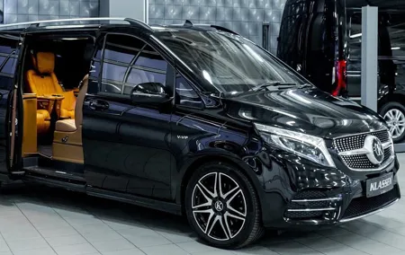 Private Transfer Malaga airport AGP to Malaga City by Luxury Van