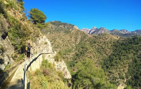 Frigiliana Small-Group Hike and Wine Tasting Tour from Malaga