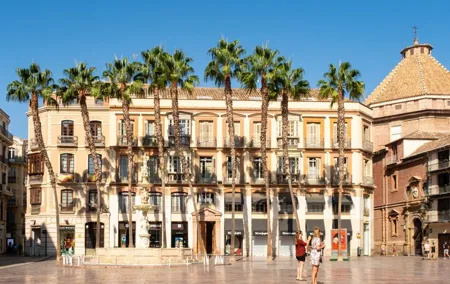 Malaga Highlights Exploration Game and Tour