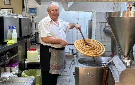 Malaga Food Walking Tour with Atarazanas Market Visit
