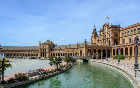 Private 12-Hour Tour to Sevilla from Malaga with Hotel pick up