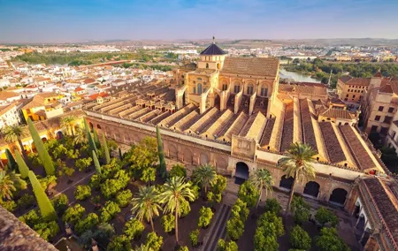 Private Cordoba & Seville Tour with a Finale Horse Carriage Ride