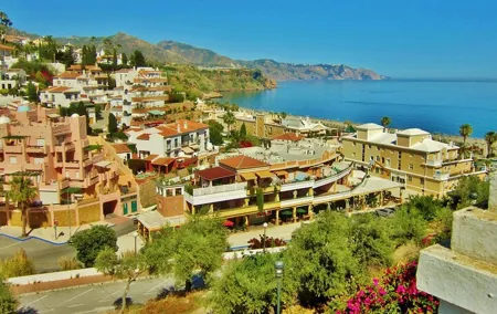 Private Costa del Sol Trip From Malaga to Nerja and Frigiliana