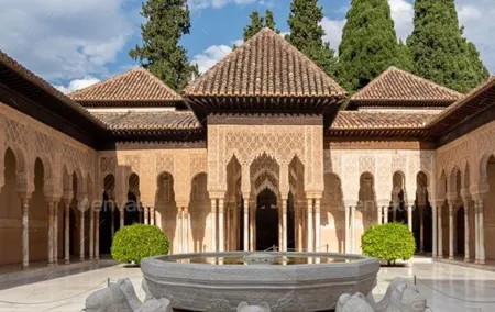 Granada Alhambra Group Tour from Malaga Port