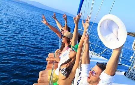 Private Sailboat Rental in Puerto Banús, Marbella