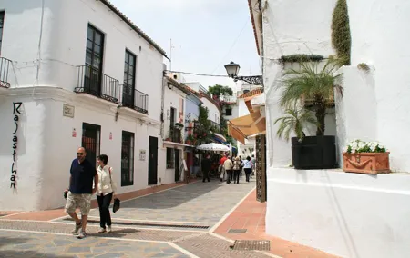 Mijas, Marbella and Banus Day Tour from Costa del Sol