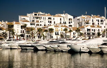Private City Tour of Marbella and Puerto Banús with Hotel Pick-up