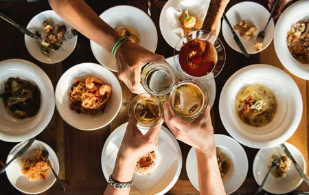 Wine & Tapas tour by electric bike (e-bike) including Ronda pickup (full day)