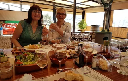 e-Bike (Self-Guided) & Winery tour - 20km Easy