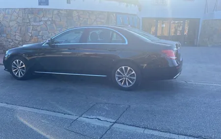 Vip Private Transfer from Malaga Airport to Gibraltar Border