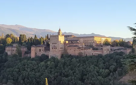 Guided tour to La Alhambra and Granada from the Costa del Sol