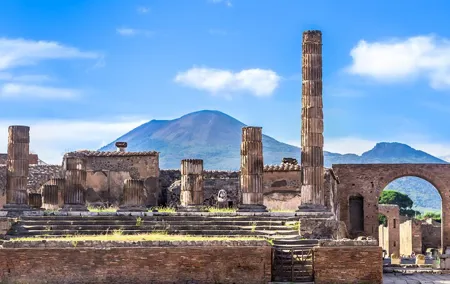 Full Day Vesuvius and Pompeii Ruins Combined Tour from Naples